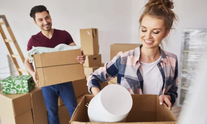 How to Pack Lampshades for Moving Without Crushing