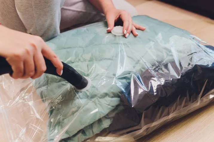 How to Pack Bedding for Moving