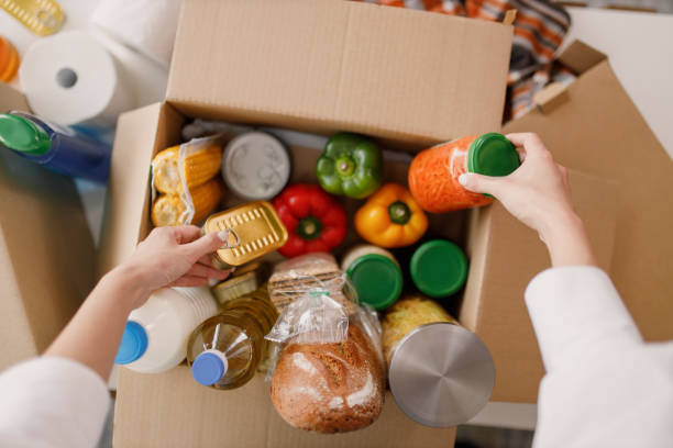 how to pack kitchen for moving