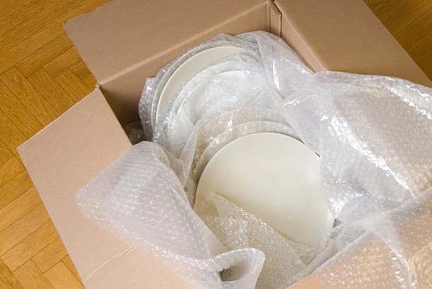 How to Pack Plates for Moving for a Stress-Free Move