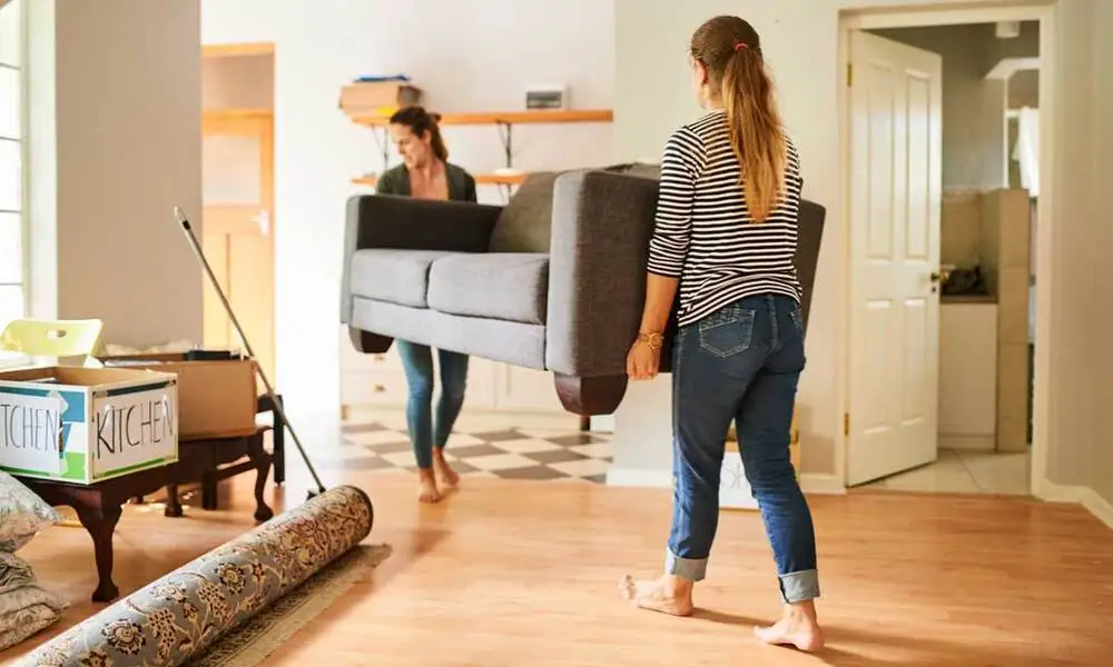 What to Bring First When Moving to a New House Guide