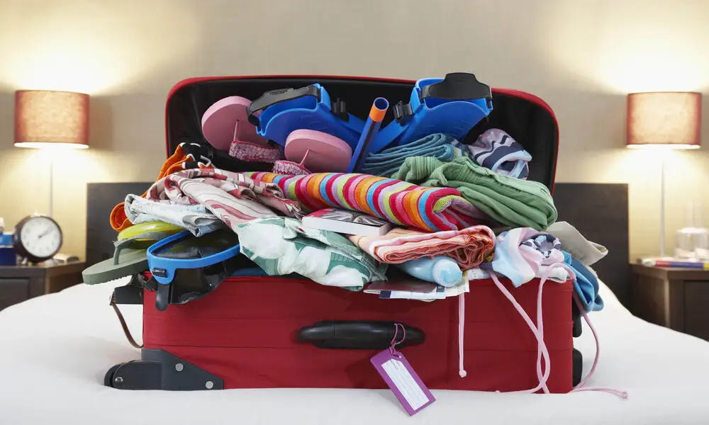 How to Pack a Suitcase for Moving | 10 Best Tips