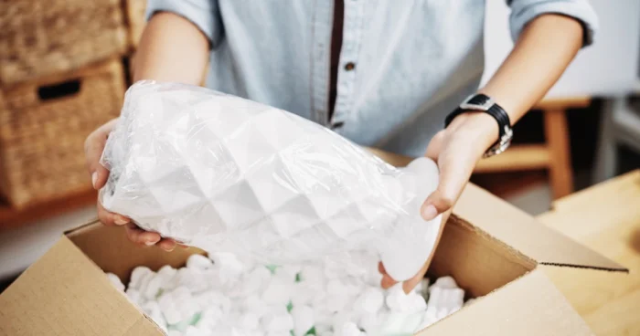 How to Pack Fragile Items for Moving Without Breaking
