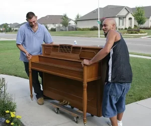 How Much Do Piano Movers Cost? What’s New in 2025 Rates