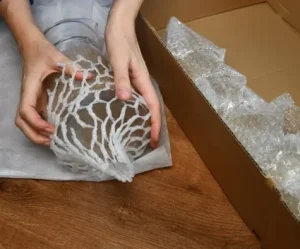 How to Pack Fragile Items for Moving?