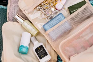 How to Pack Makeup for Moving