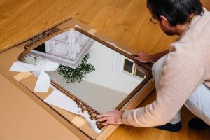 How To Pack Mirrors For Moving Safely and Securely
